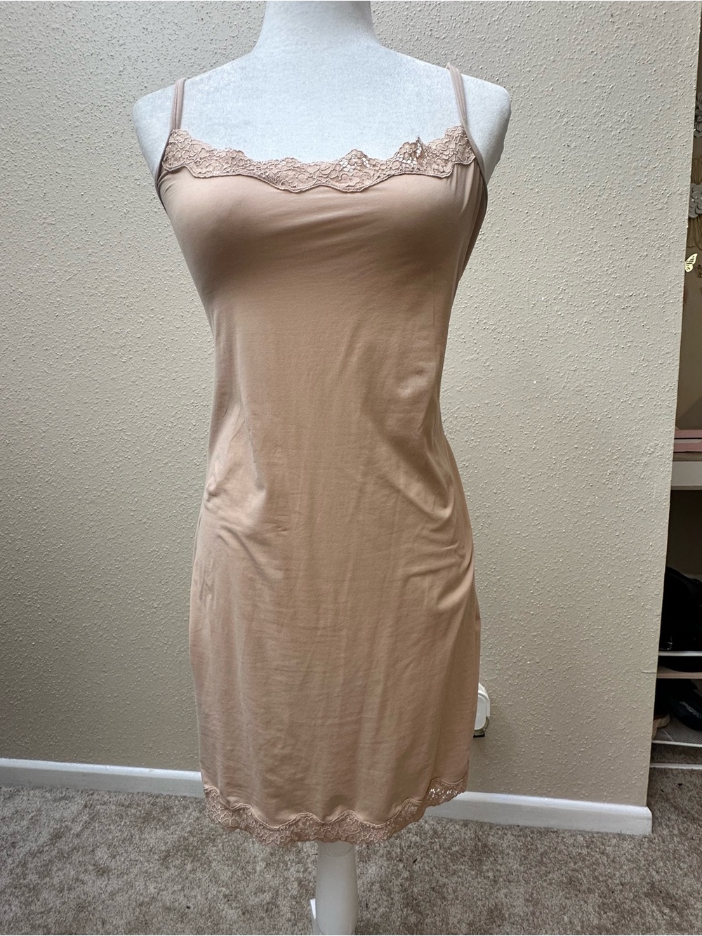 SKIMS Fits Everybody Nude Short Mini Slip Dress Lace Trim Adjustable Layer Sz XL
